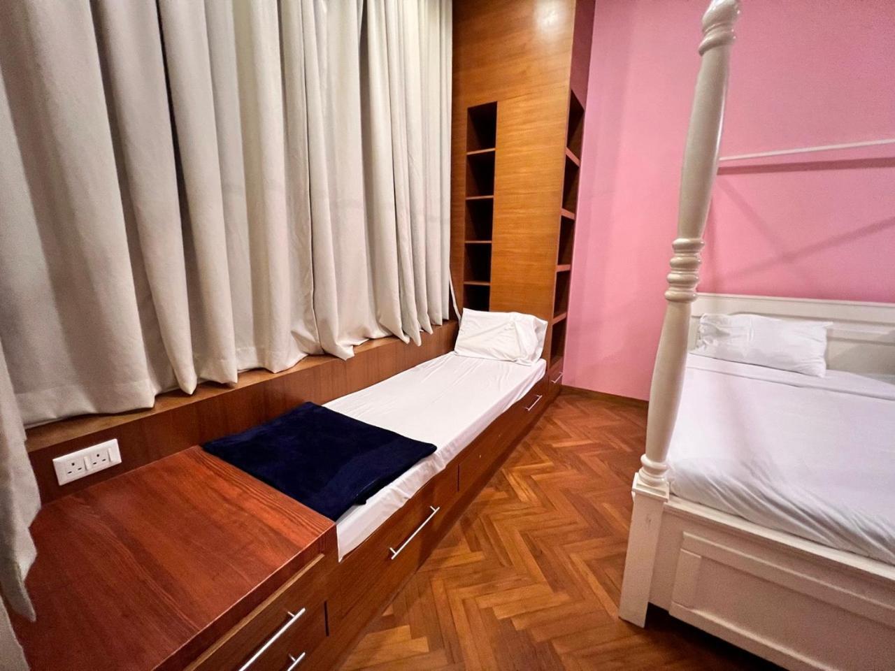Profolio @ Straits Quay Aparthotel Tanjung Tokong Bagian luar foto