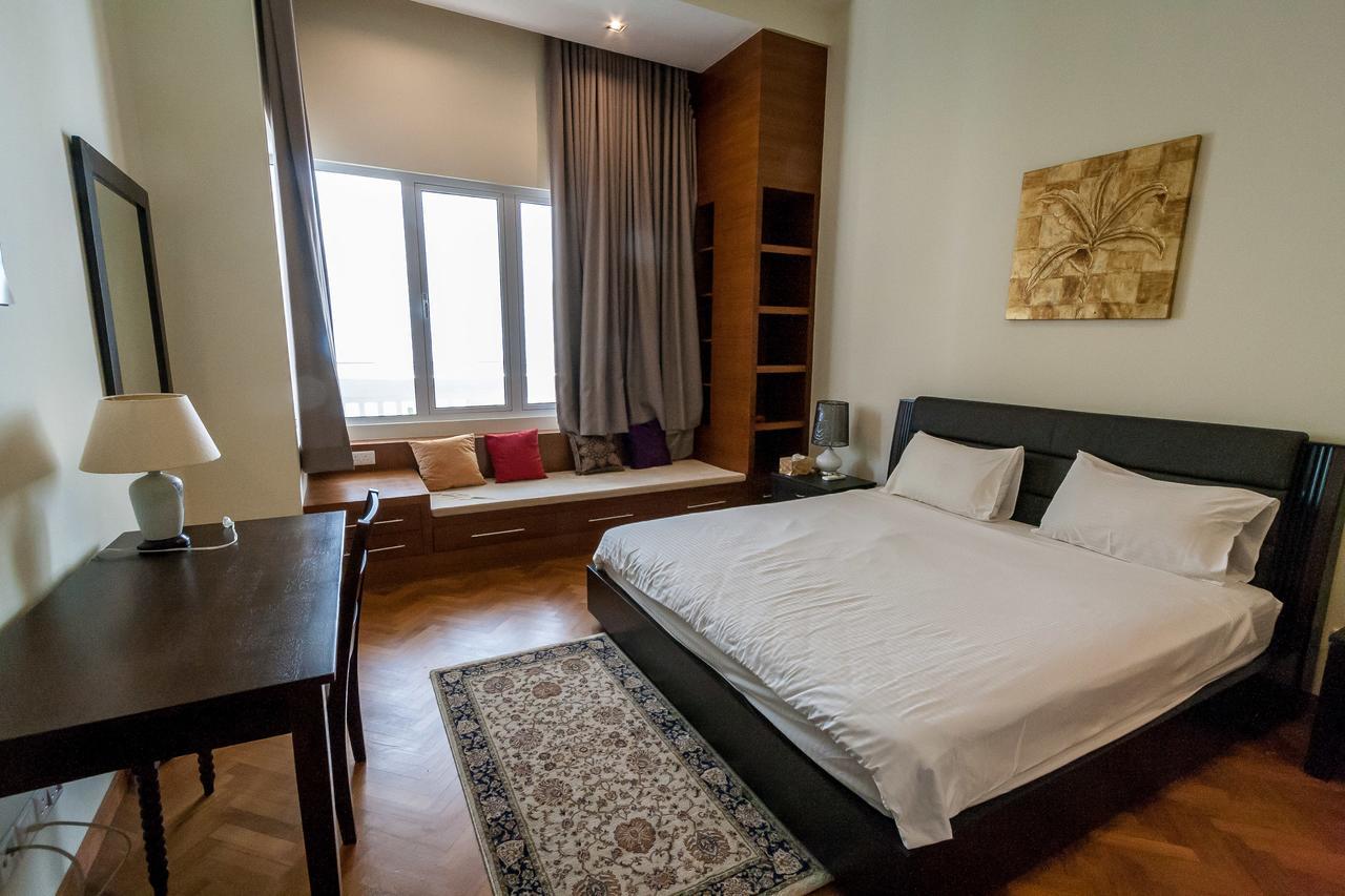 Profolio @ Straits Quay Aparthotel Tanjung Tokong Bagian luar foto