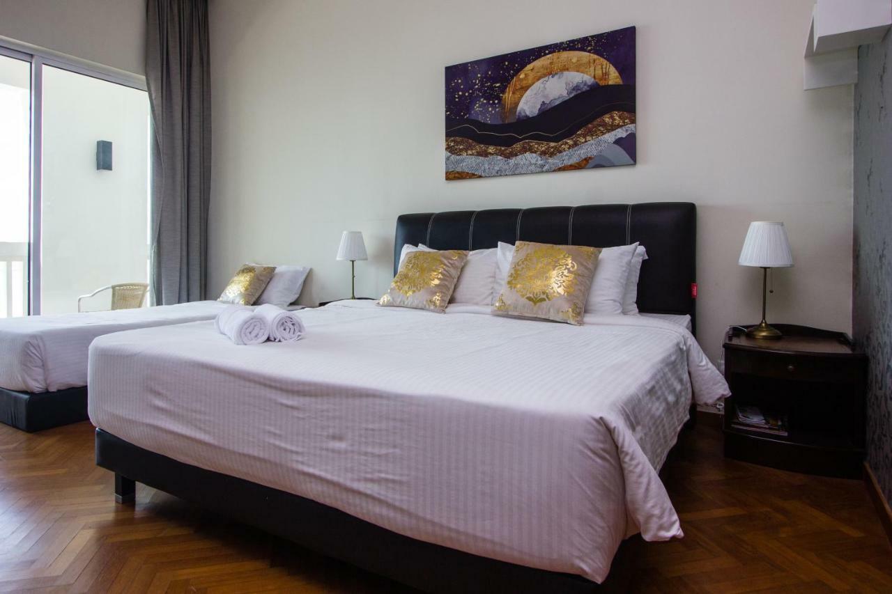 Profolio @ Straits Quay Aparthotel Tanjung Tokong Bagian luar foto